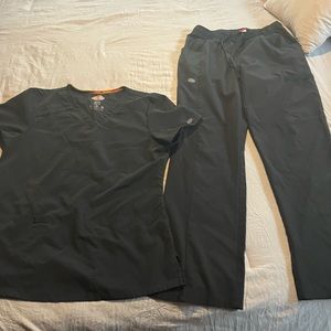 Dickies scrub set   Like new condition